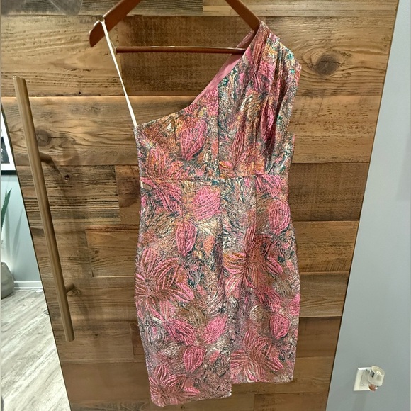 Maggy London One-Shoulder Pink and Purple Midi Brocade/Jaquard Dress - Picture 4 of 12